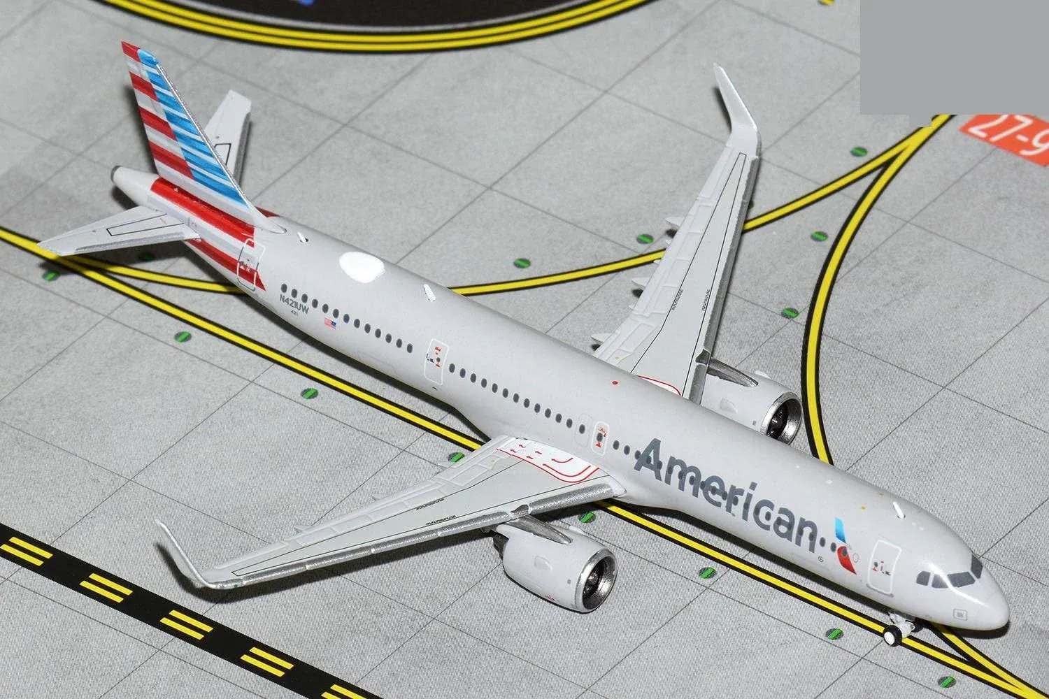 GeminiJets Airbus A321neo Commercial Aircraft American Airlines