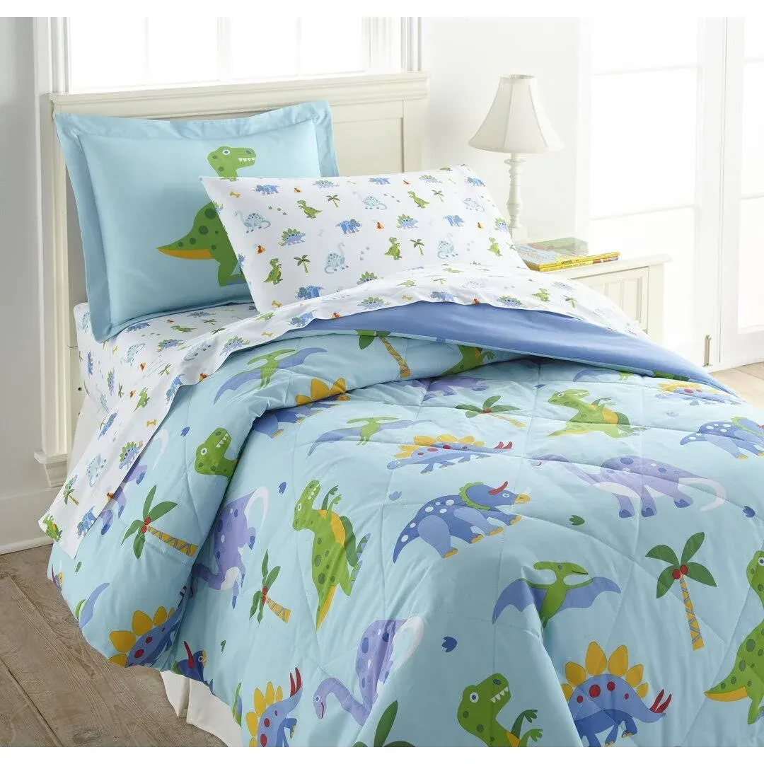 Wildkin Kids 100% Cotton Full Sheet Set for Boys & Girls, Bedding Set Includes Top Sheet, Fitted Sheet, and Two Standard Pillow Cases, Ideal Bed Sheet Set for Cozy Cuddles (Dinosaur Land)