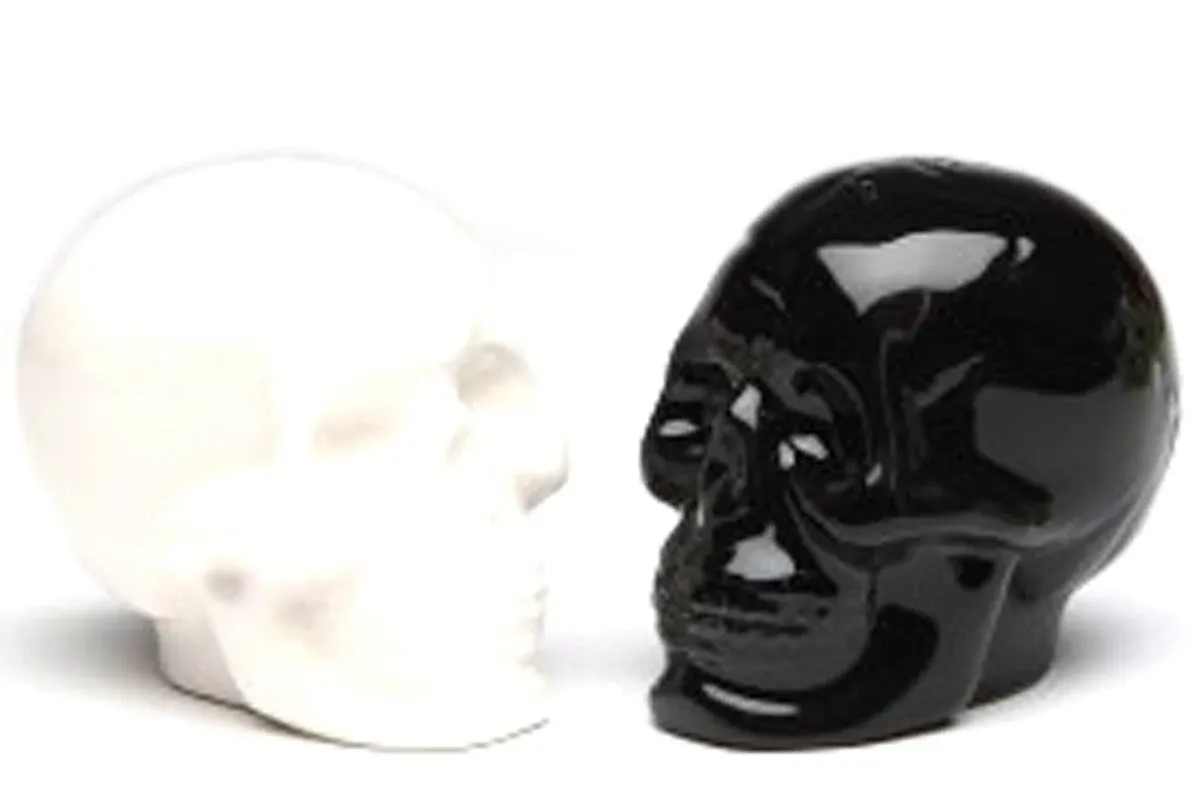 Black and White Skulls Ceramic Salt and Pepper Shaker Set DAMAGED