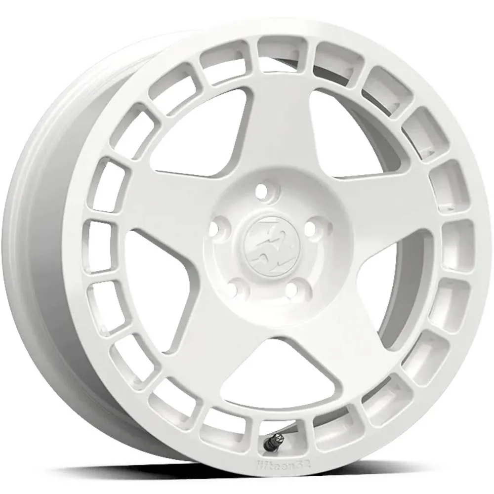 Turbomac 18x8.5 ET Center Bore Wheel fifteen52