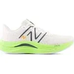 New Balance Men's FuelCell Propel V4