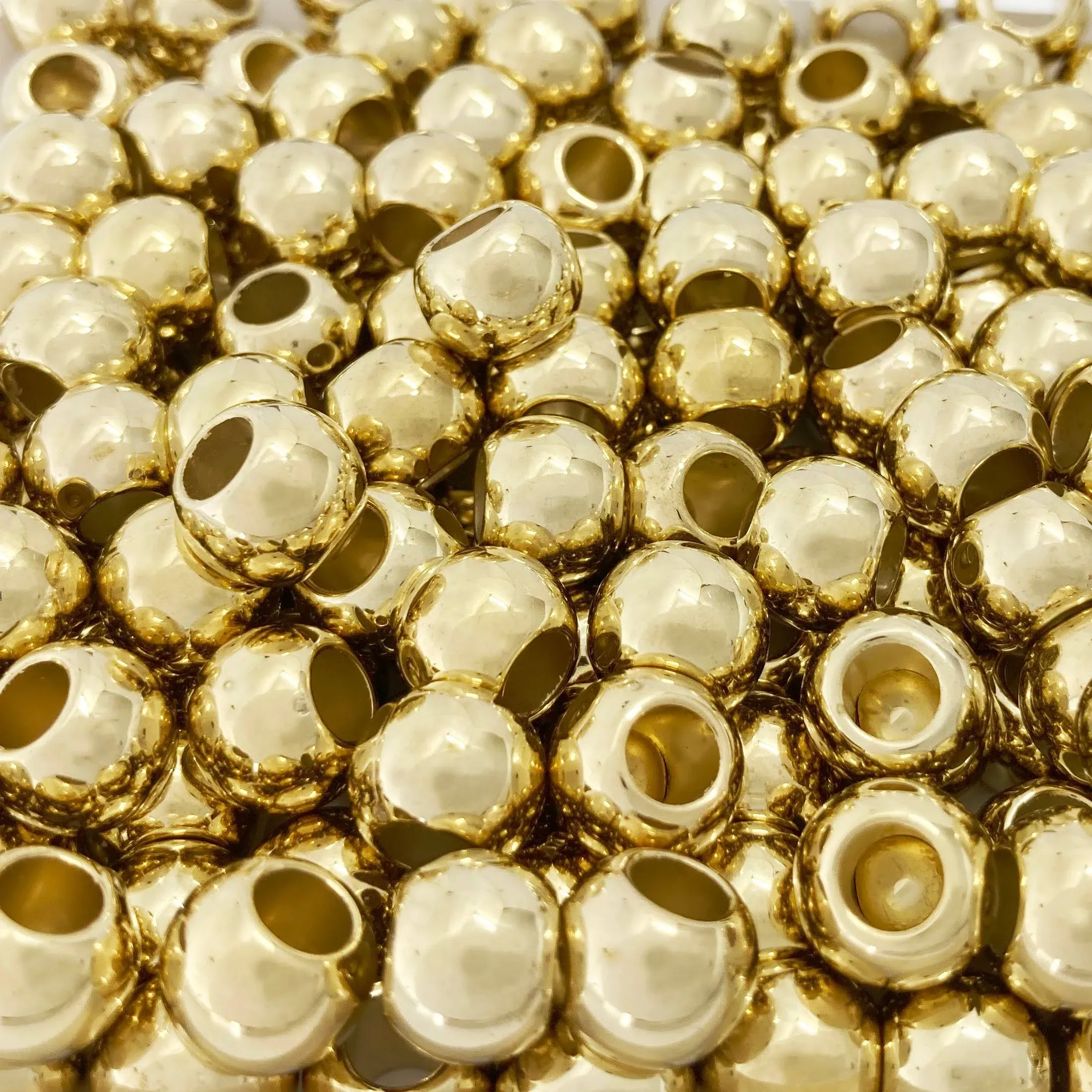 400 Plastic Beads in Shiny Gold 10mm Diameter with 4.7mm Large Hole