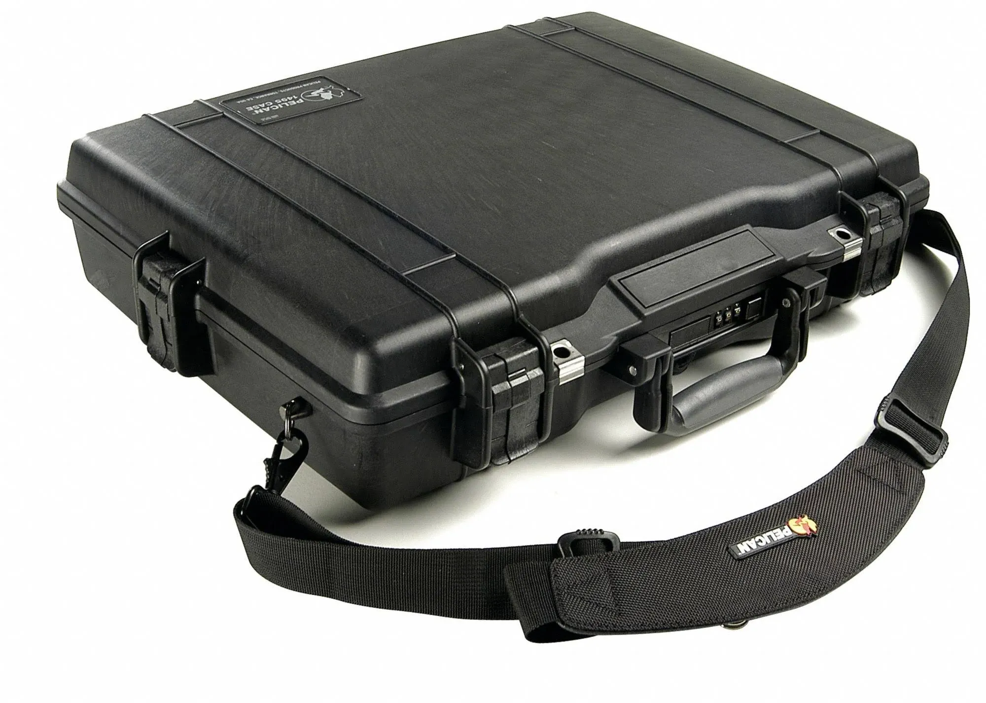 Pelican 1495 Laptop Case Without Foam (Black)