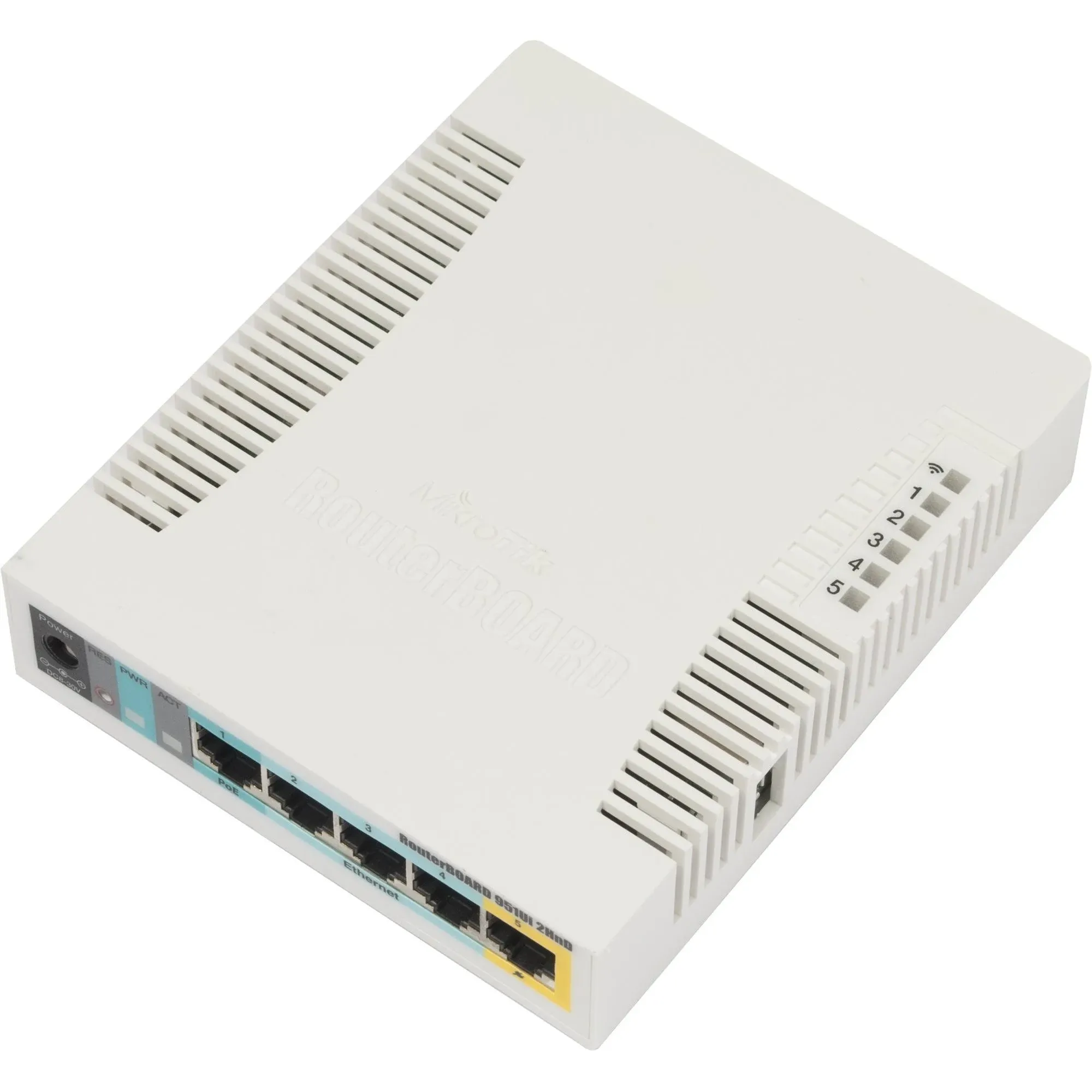 RB951UI-2HND MIKROTIK 2,4Ghz, 5X Rj45 100Mb/S, 1X Usb Wifi Router                           