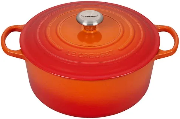 Le Creuset Signature Round Dutch Oven