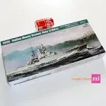 Hobby Boss 1/350 No. 86502 Italian Heavy Cruiser Pola model kit New