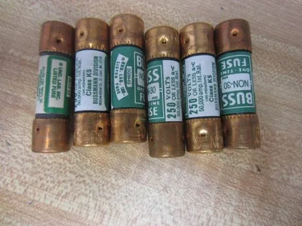 Bussmann One-Time Fuse NON-30 30A Lot 6