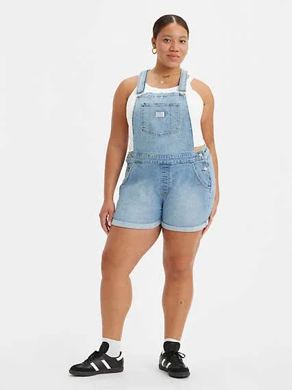 Offer $35 Levi’s denim jean short overall 20W