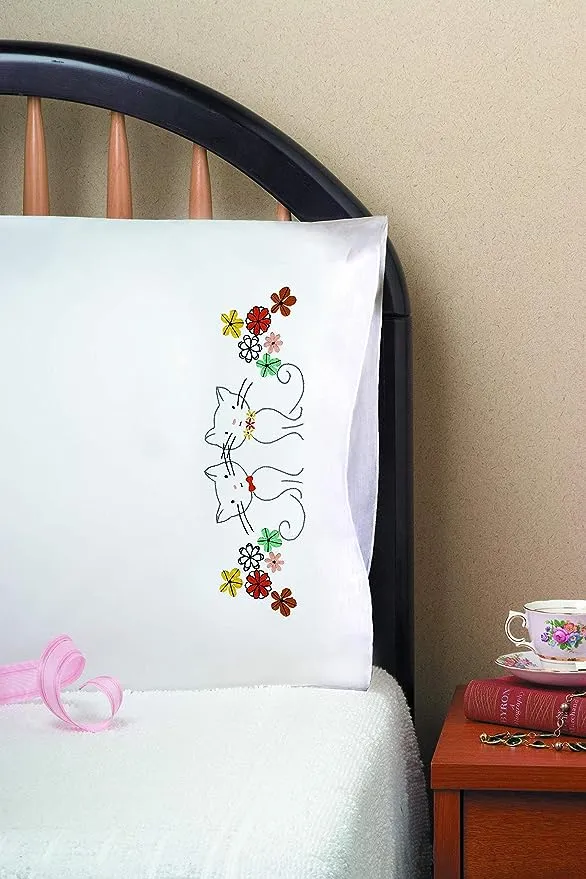 Tobin Retro Cats Stamped Pillowcase Pair