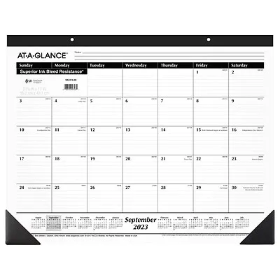 2023-2024 AT-A-GLANCE 21.75 x 17 Academic Monthly Desk Pad Calendar, White/Black (SK2416-00-24) | Quill