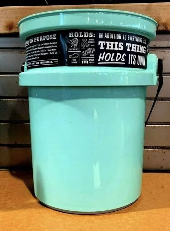 Yeti Loadout 5 Gal Bucket Seafoam