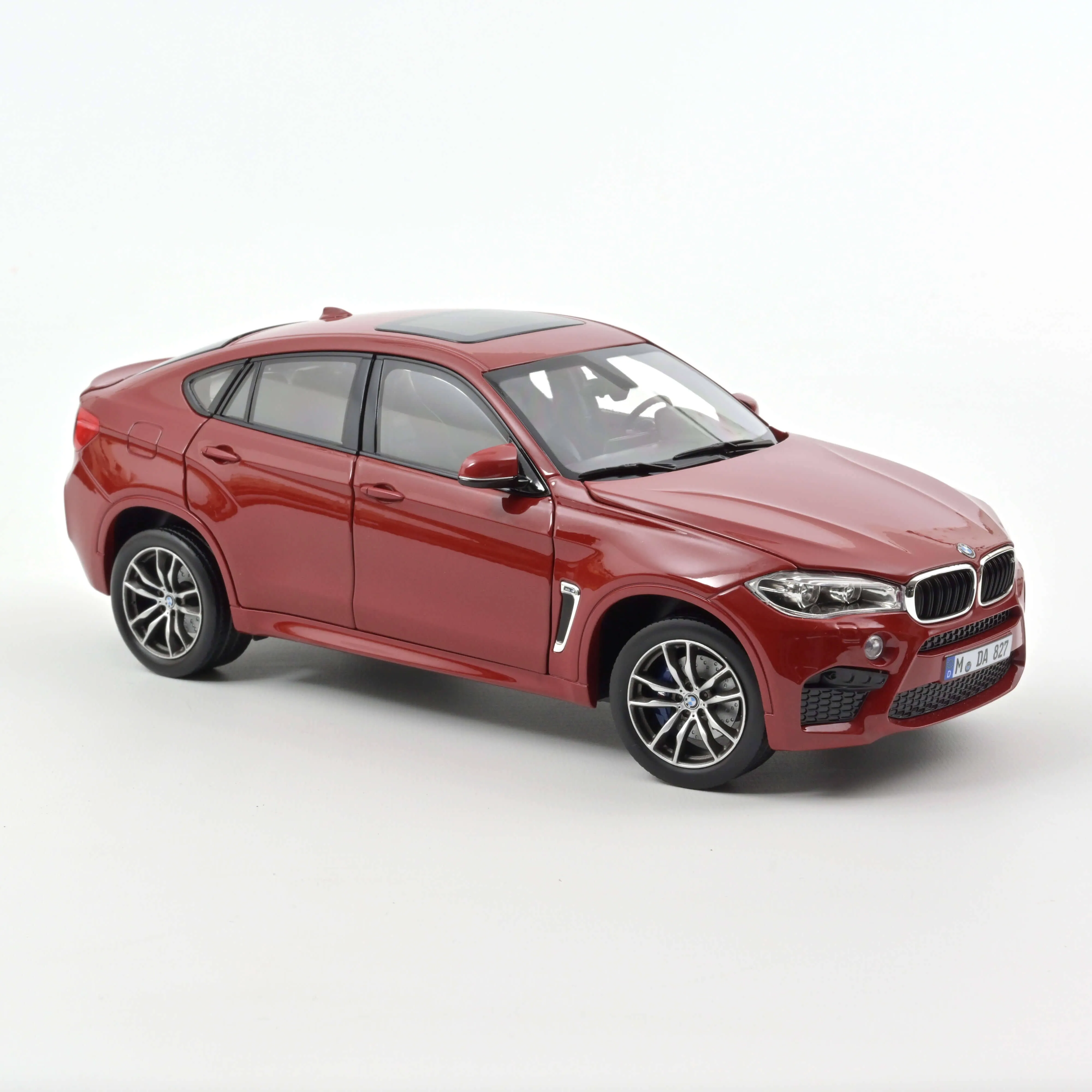 2015 BMW X6 M RED METALLIC 1/18 DIECAST MODEL CAR BY NOREV 183242