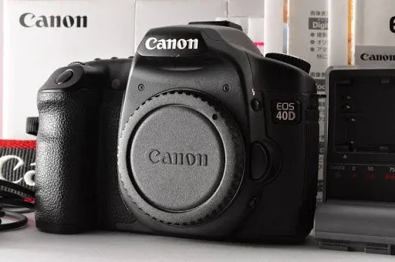 キャノン デジタル一眼レフカメラ EOS 40D本体 EOS40D