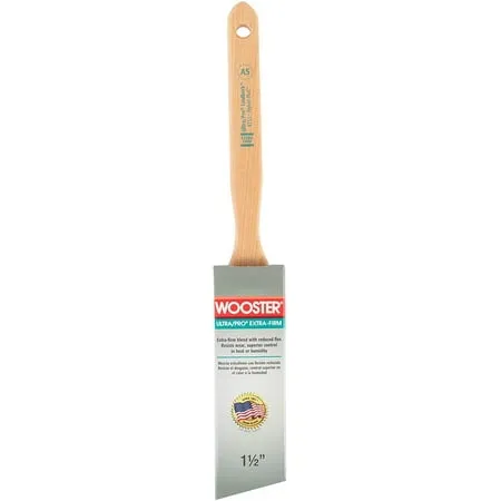 Wooster Ultra/Pro Extra Firm Angle Sash Brush