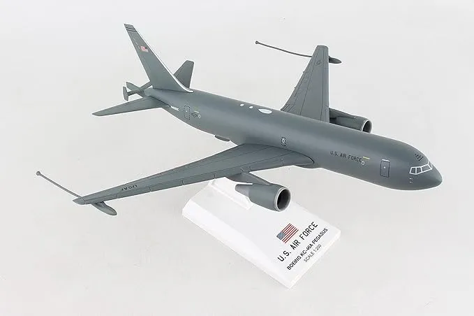 Daron SkyMarks KC-46A 1/200 Scale, Gray