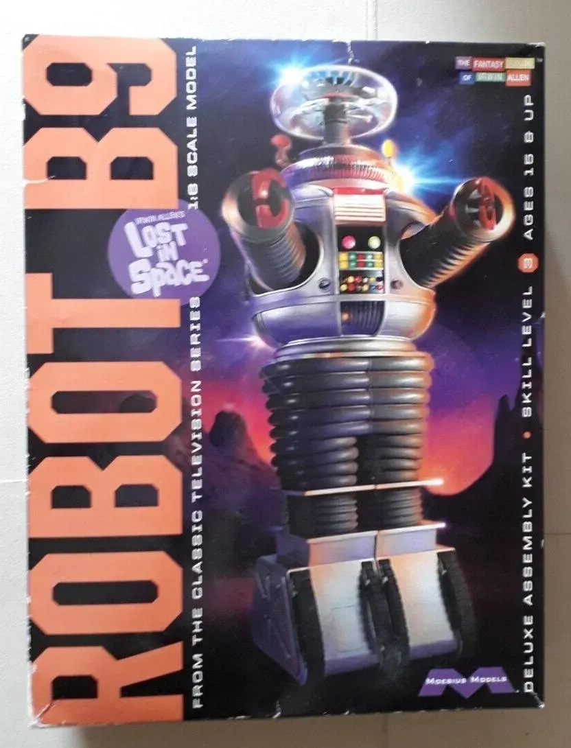 MOEBIUS  1/6 Lost in Space: Robot B9 MOE939-NEW