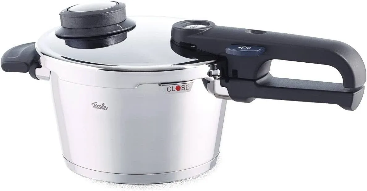 Fissler Vitavit Premium Pressure Cooker with Steamer Insert - 2.6qt.