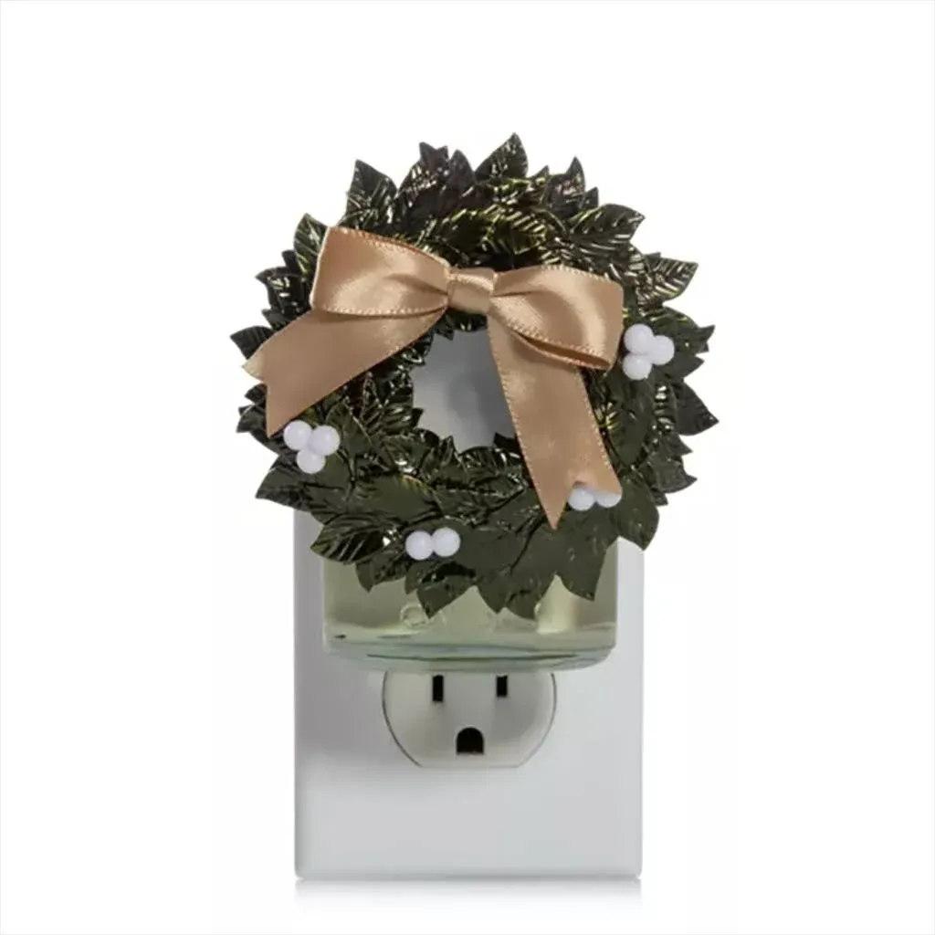 Yankee Candle Scentplug Base/Diffusers with Light (Magical Wreath)