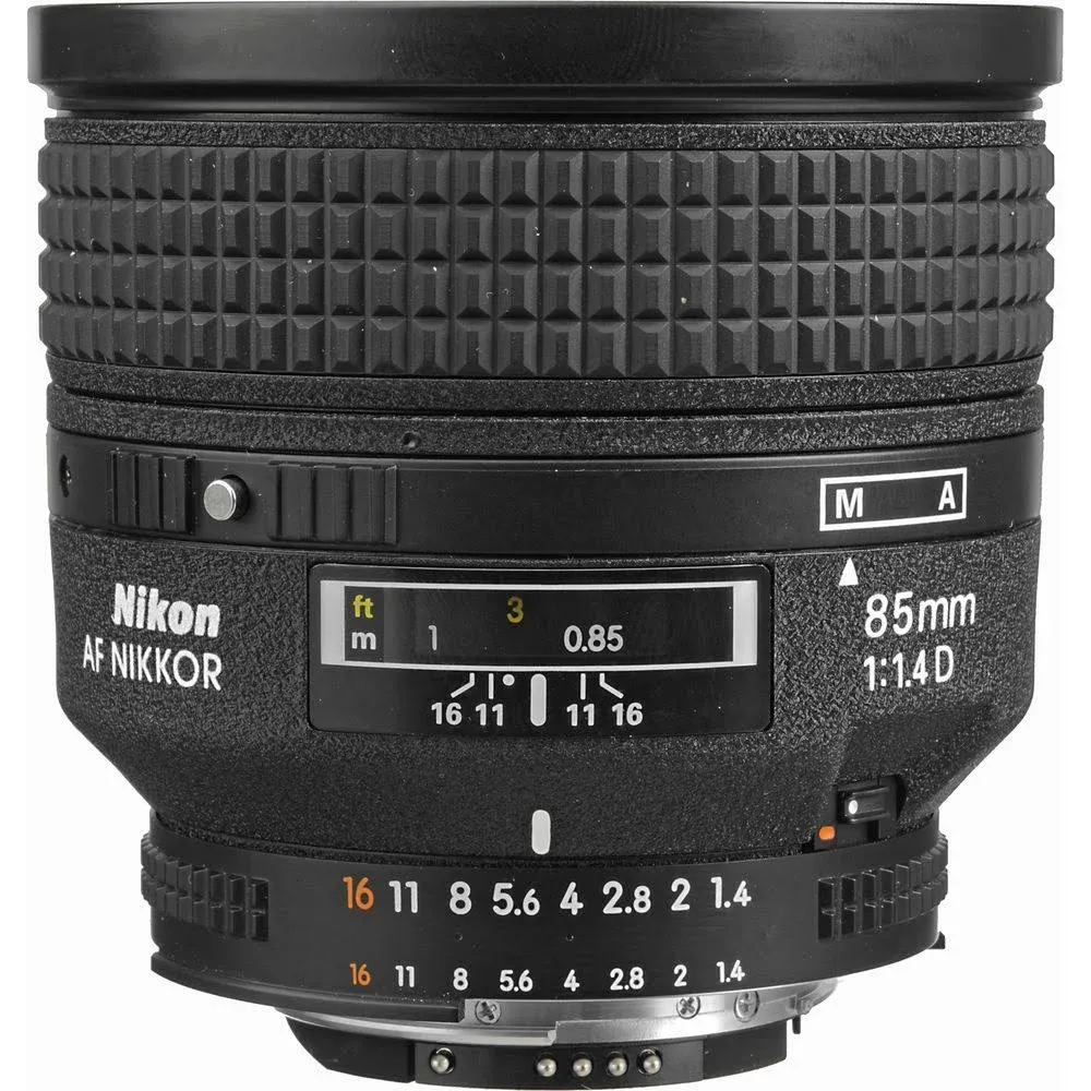 Nikon 85mm f/1.4D AF Nikkor If Lens