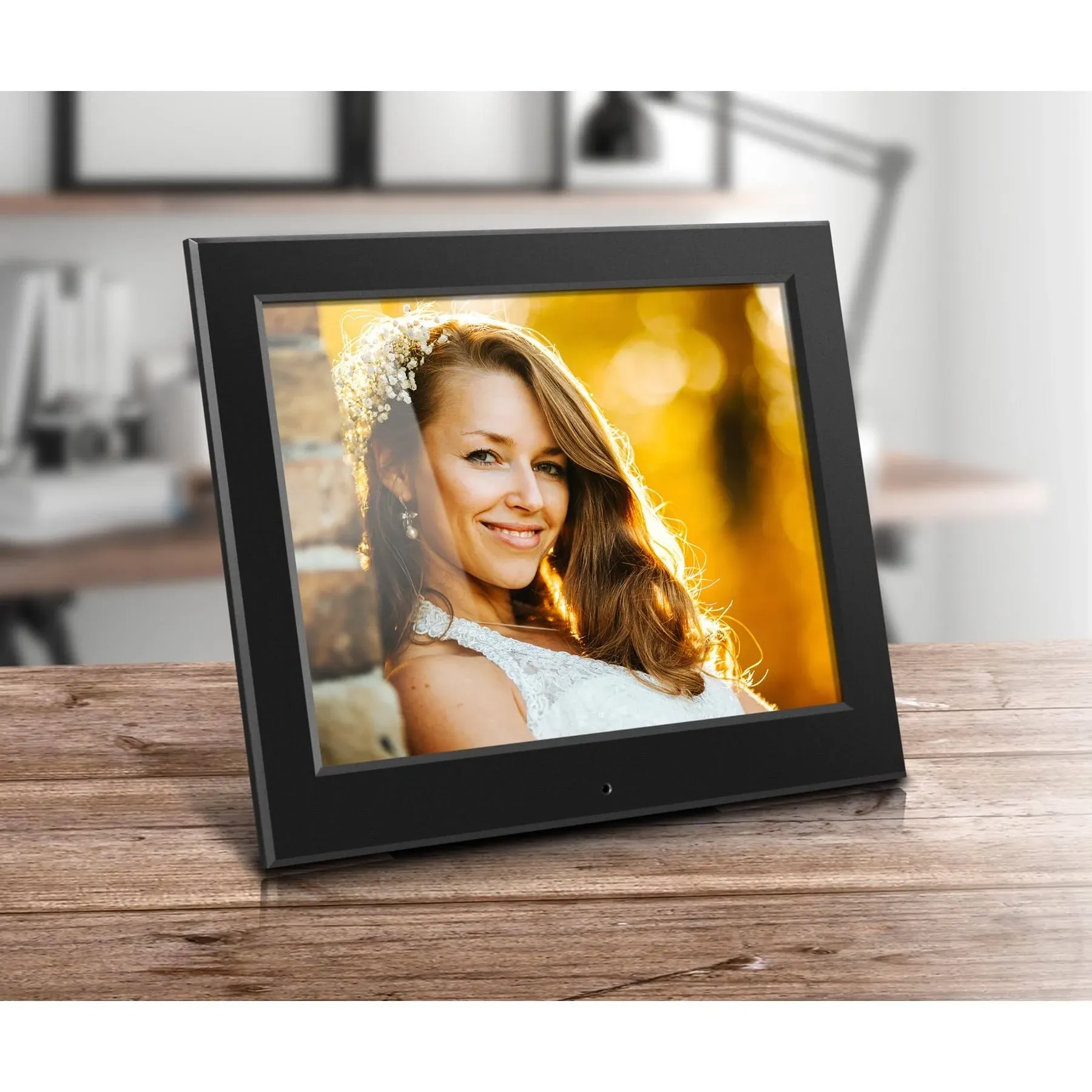 Aluratek 8" Slim Digital Photo Frame with Automatic Slideshow, USB/SD/SDHC Supported, Built-In Clock & Calendar, Easy Setup - ASDPF08F