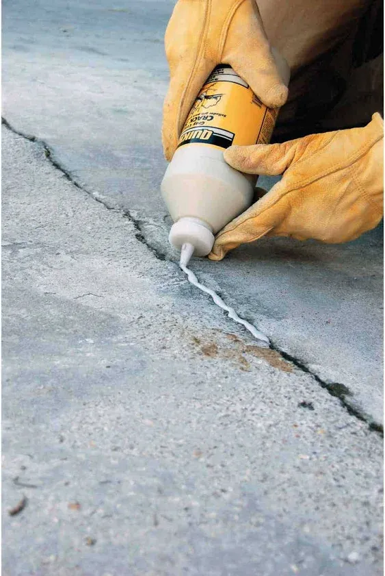 946mL Grey Concrete Crack Seal