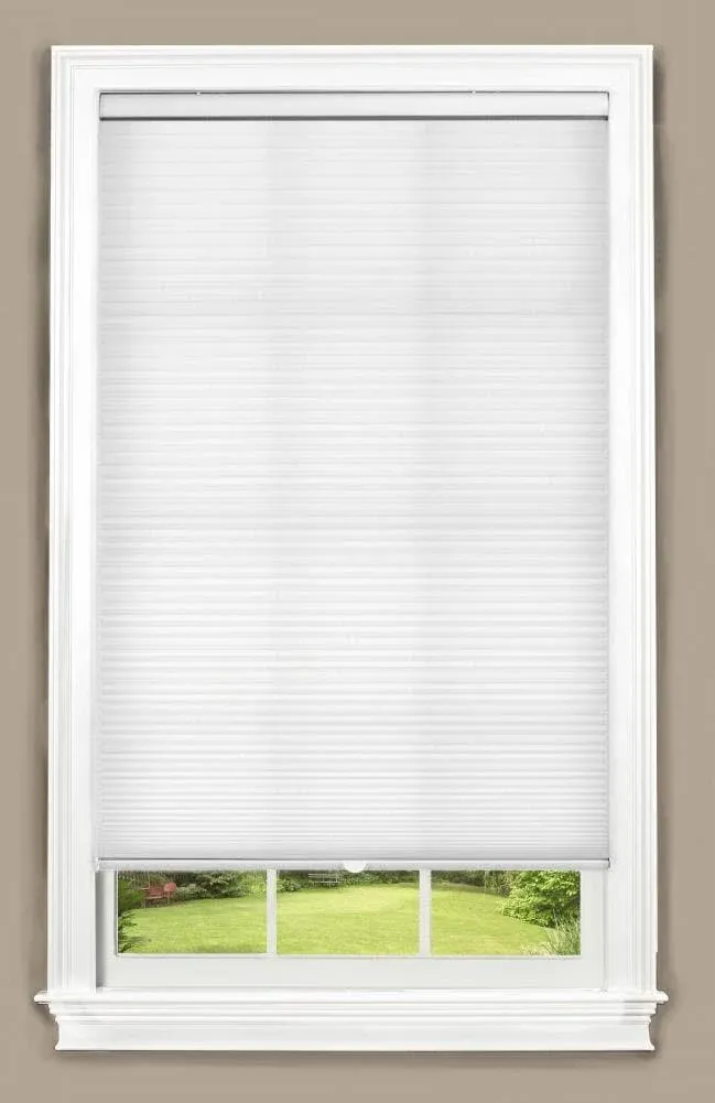 Allen + Roth 45.5-in x 48-in White Light Filtering Cordless Cellular Shade ...