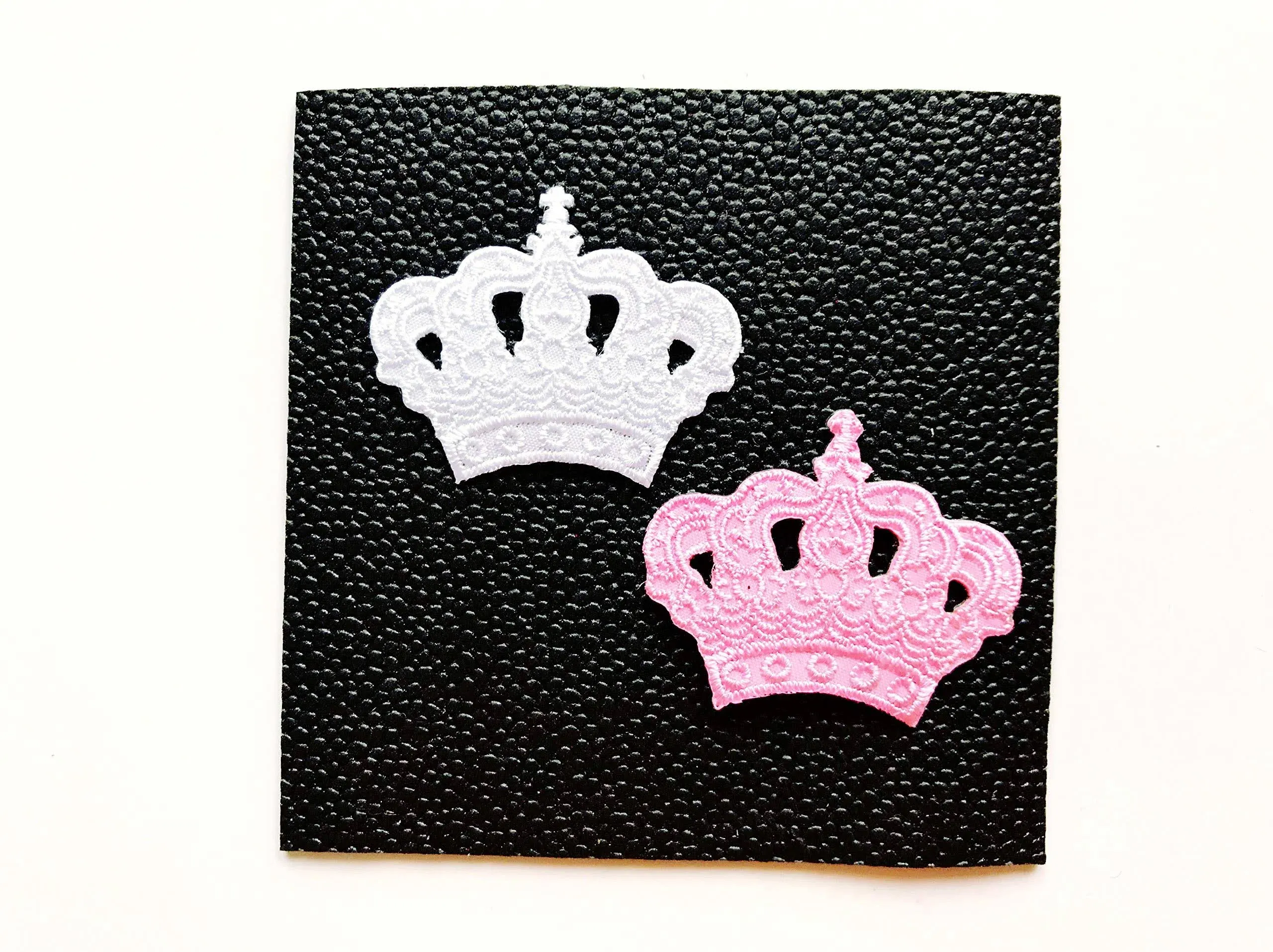 TH Set of 2 Tiny Mini Princess Crown White Pink Cute Cartoon Sew Iron on Embroidered Applique Badge Sign Patch Clothing Costume